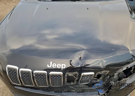 2019 Jeep Cherokee Latitude Plus z USA, uszkodzony, nr VIN 1C4PJLLB9KD146001